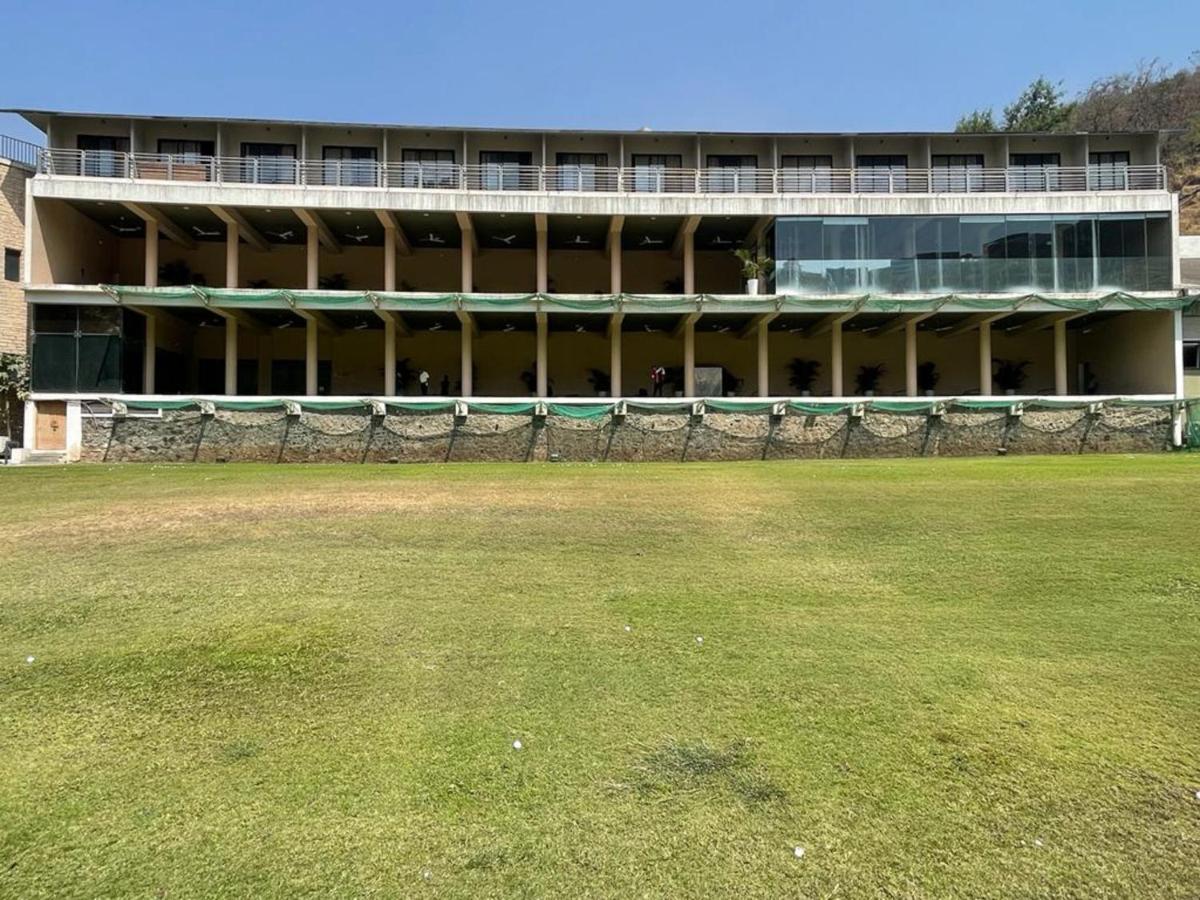 Oxford Golf Resort Pirangut Exteriör bild